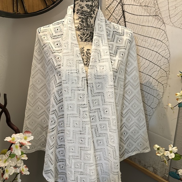 Shrug - Picture 2 of 7